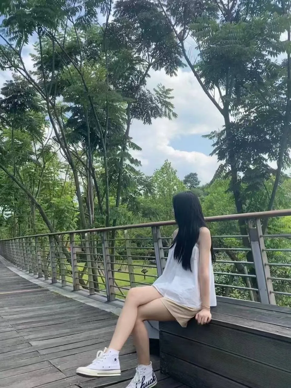 seeksugars-在校医学生求土豪哥哥包养_02
