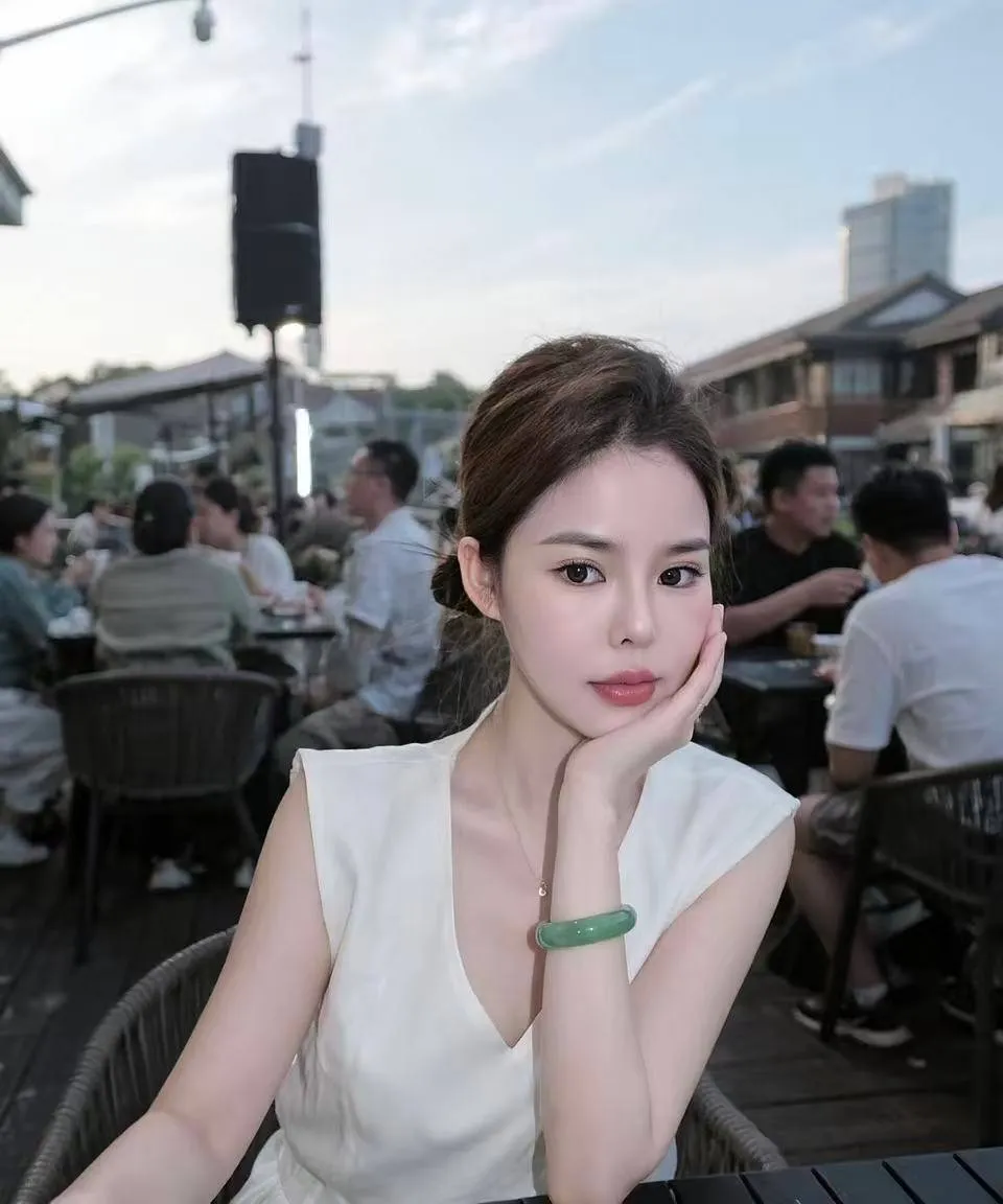 河南郑州高挑美女找包养-5
