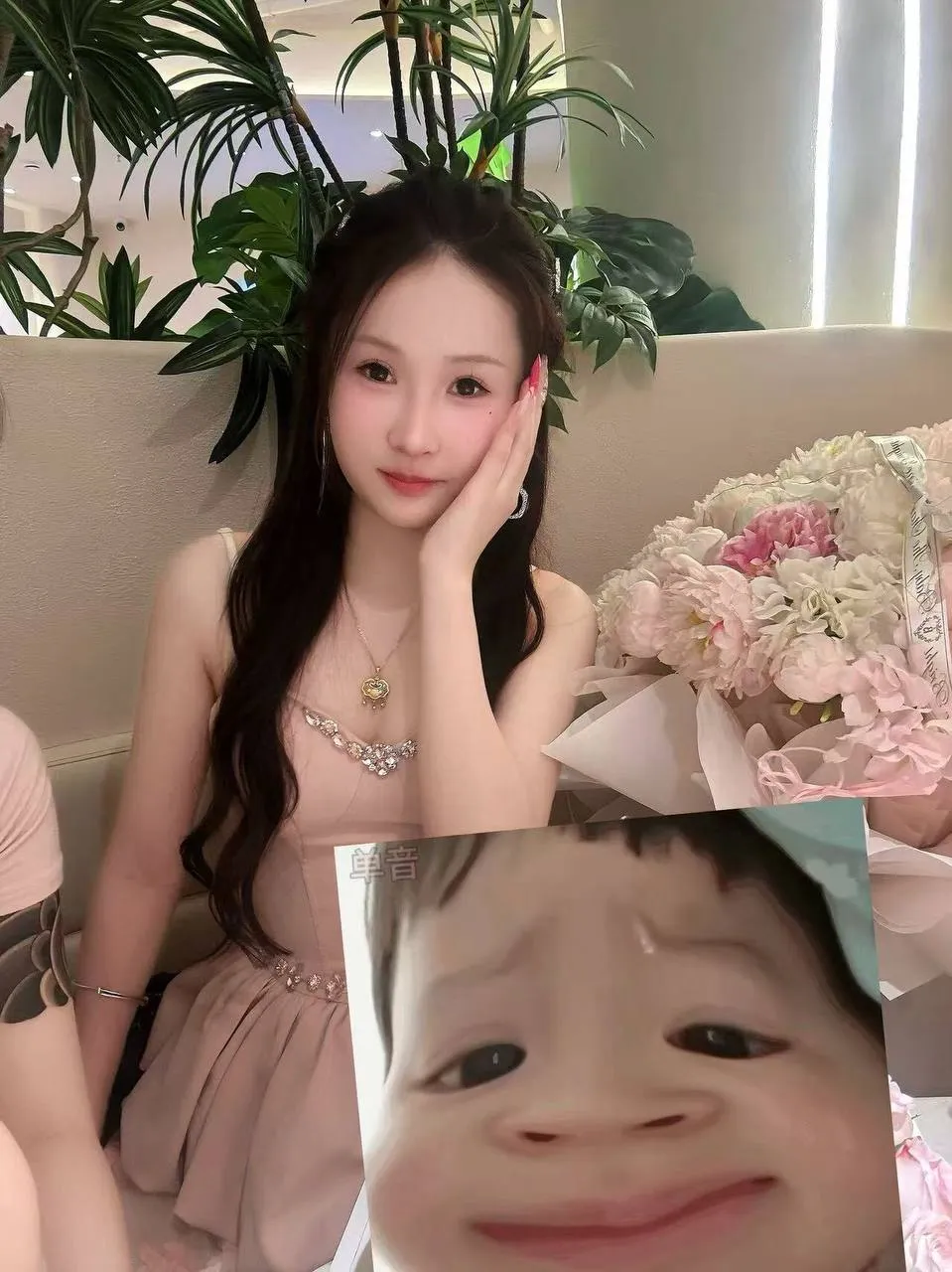河南郑州刚满十八岁美女找包养大哥，求一个长期饭票-2