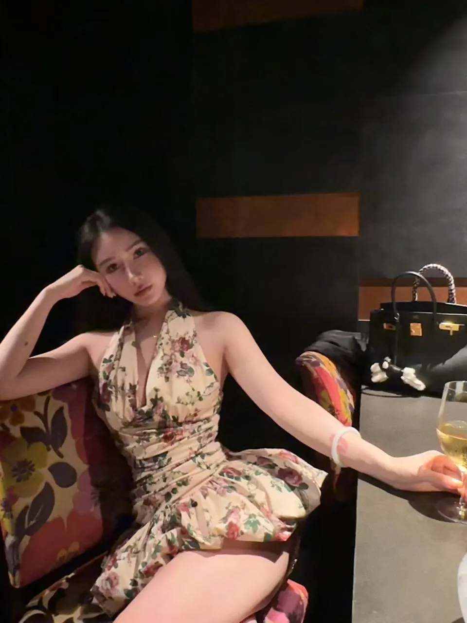 seeksugars-上海待业美女缺钱花，急需老板包养兼职挣零花钱-06
