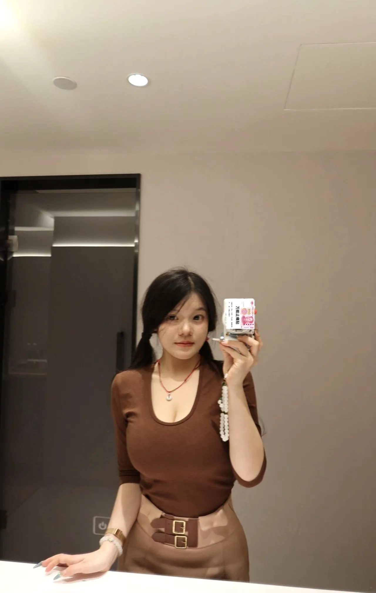 seeksugars-童颜巨乳学生妹找高端商务伴游，来个有实力的金主包养-03